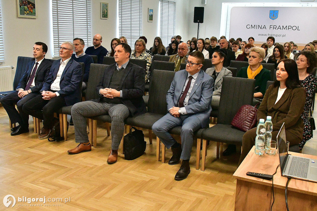 Czym oddycha Frampol? Mobilne płuca na rynku i debata o smogu