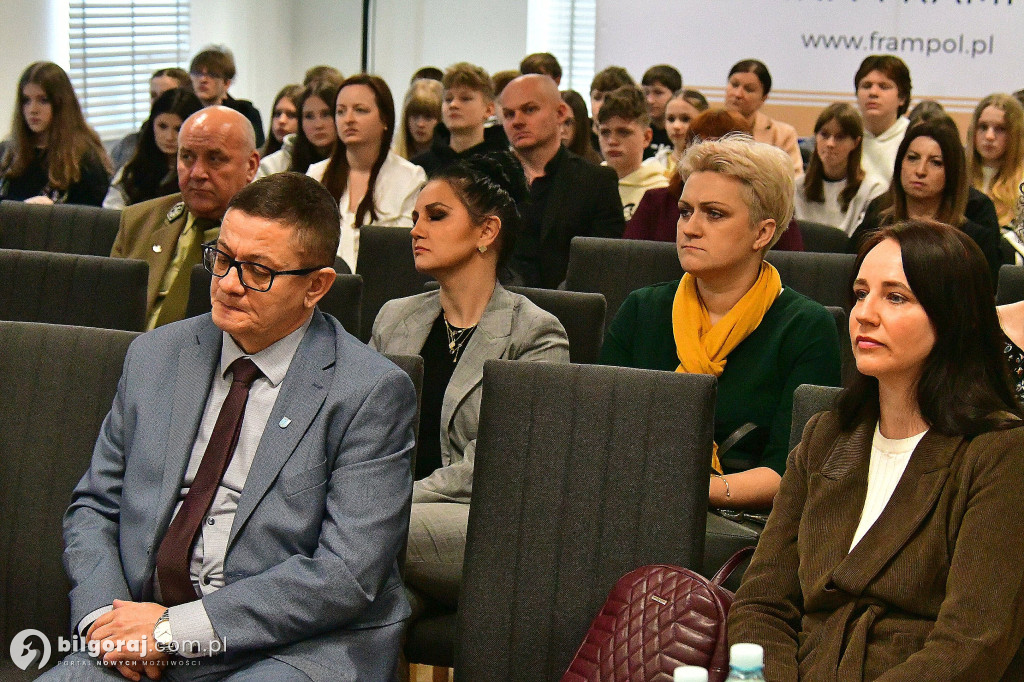 Czym oddycha Frampol? Mobilne płuca na rynku i debata o smogu