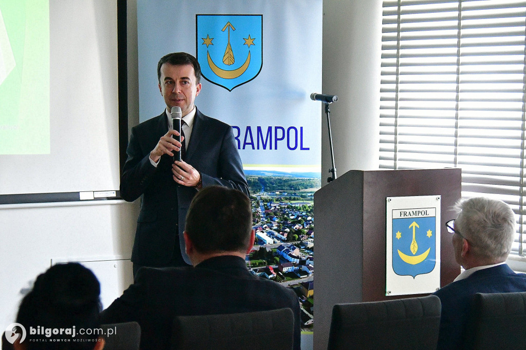 Czym oddycha Frampol? Mobilne płuca na rynku i debata o smogu