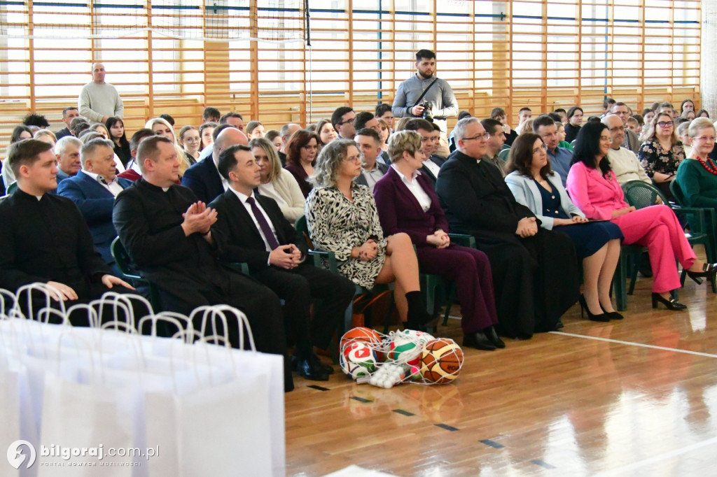 Inwestycja w równość: Zespół Szkół w Goraju stał się Dostępną Szkołą