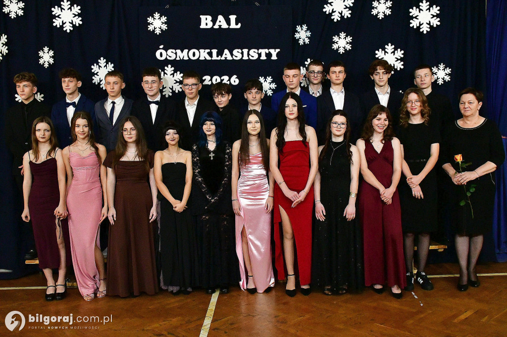Bal ósmoklasistów w Szkole Podstawowej Nr 1 w Biłgoraju