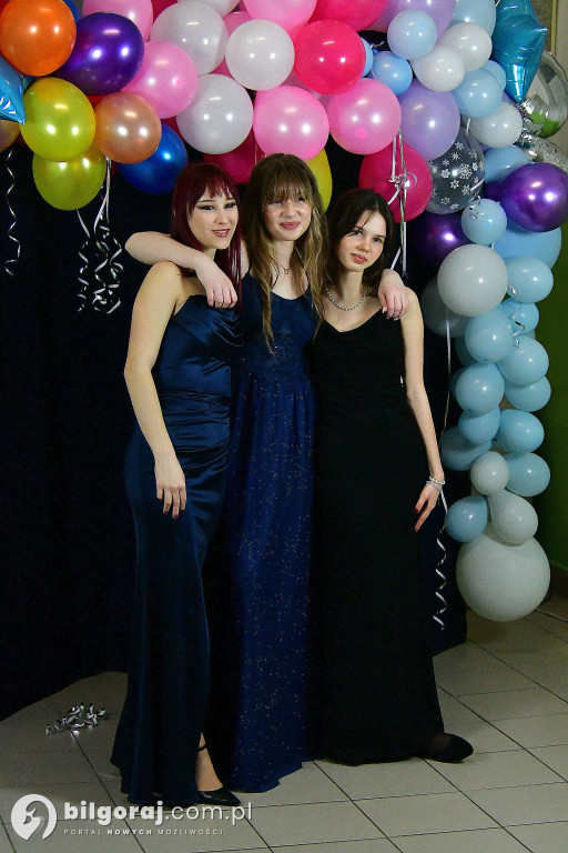 Bal ósmoklasistów w Szkole Podstawowej Nr 1 w Biłgoraju