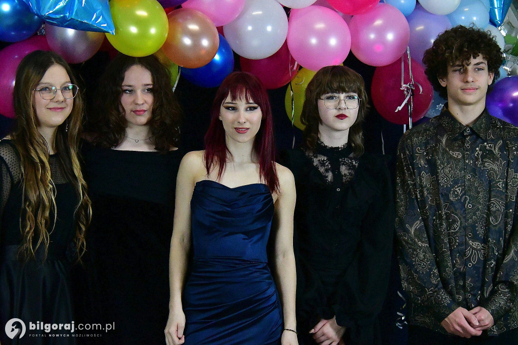 Bal ósmoklasistów w Szkole Podstawowej Nr 1 w Biłgoraju