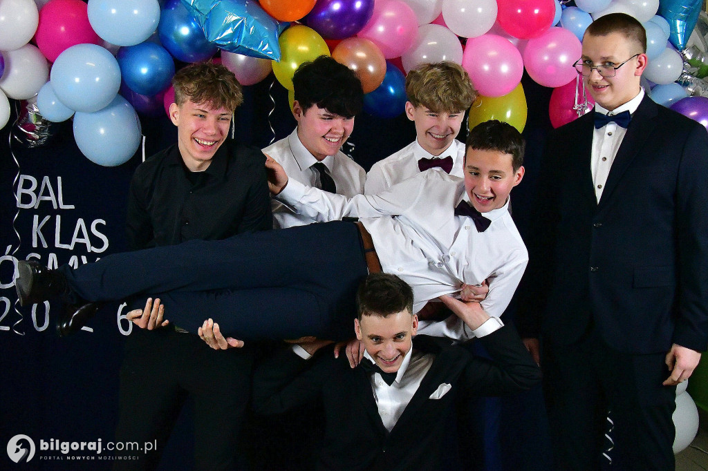 Bal ósmoklasistów w Szkole Podstawowej Nr 1 w Biłgoraju