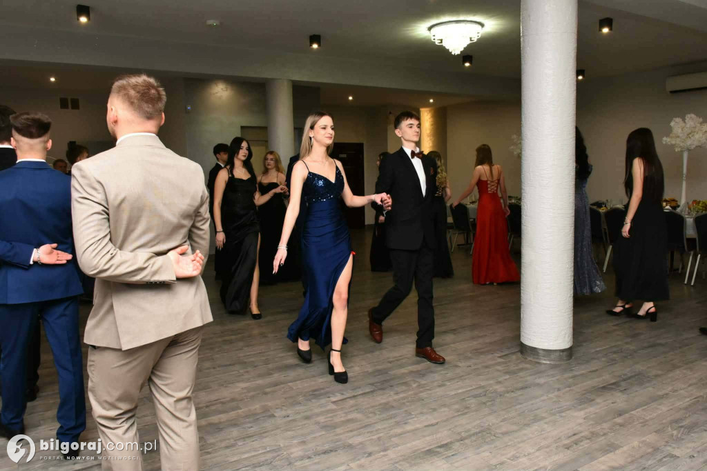 Relacja z balu maturalnego w turobińskim liceum