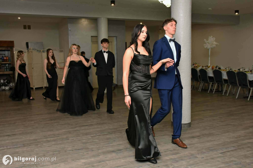 Relacja z balu maturalnego w turobińskim liceum