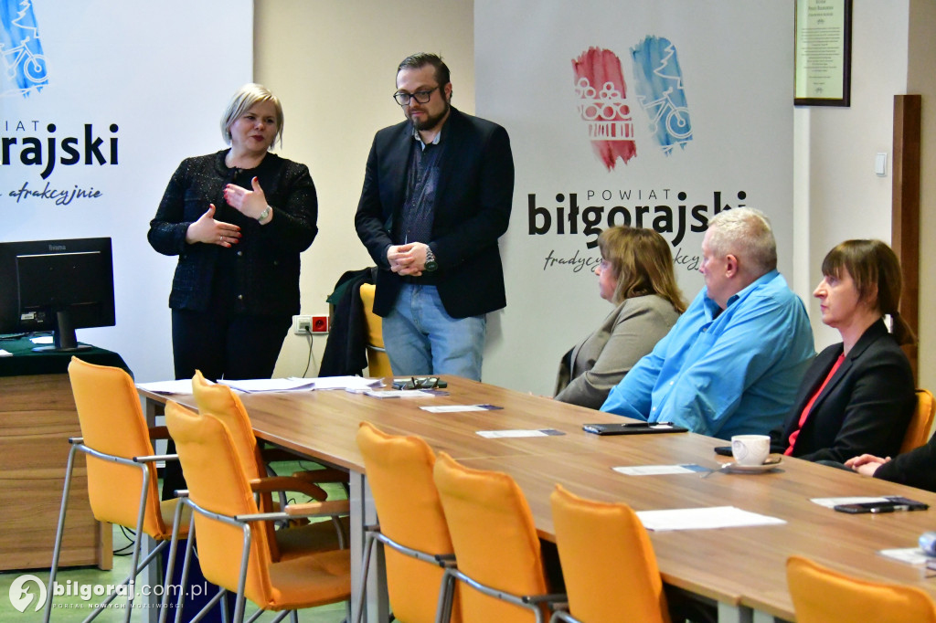 Konsultacje dla NGO w Starostwie Powiatowym