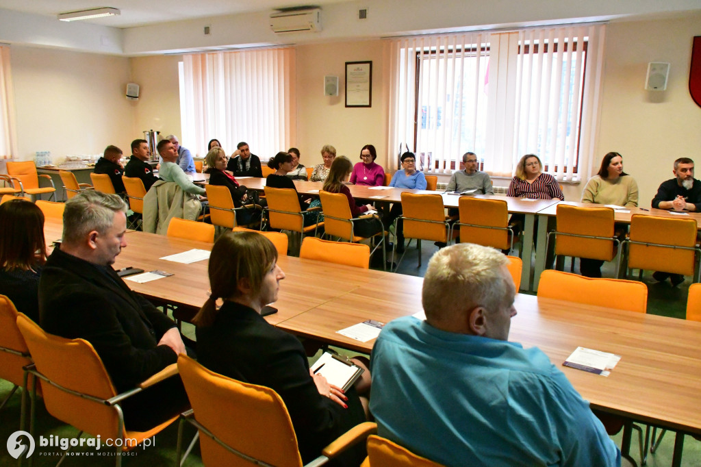 Konsultacje dla NGO w Starostwie Powiatowym