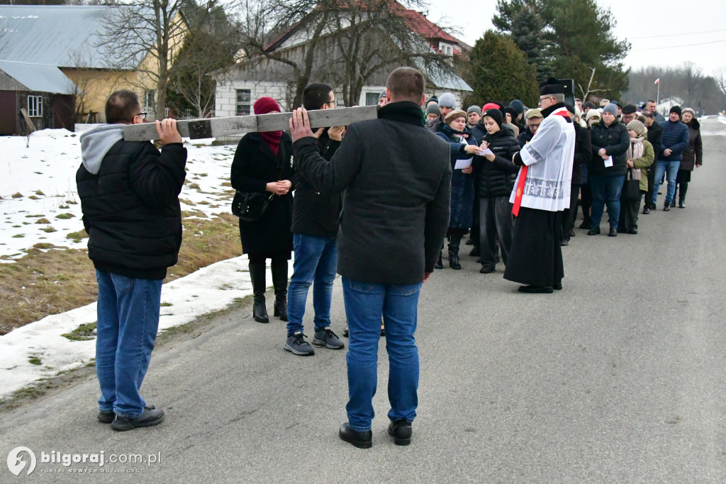 Z krzyżem przeciw nałogom. Krucjata Wyzwolenia Człowieka modliła się o trzeźwość narodu