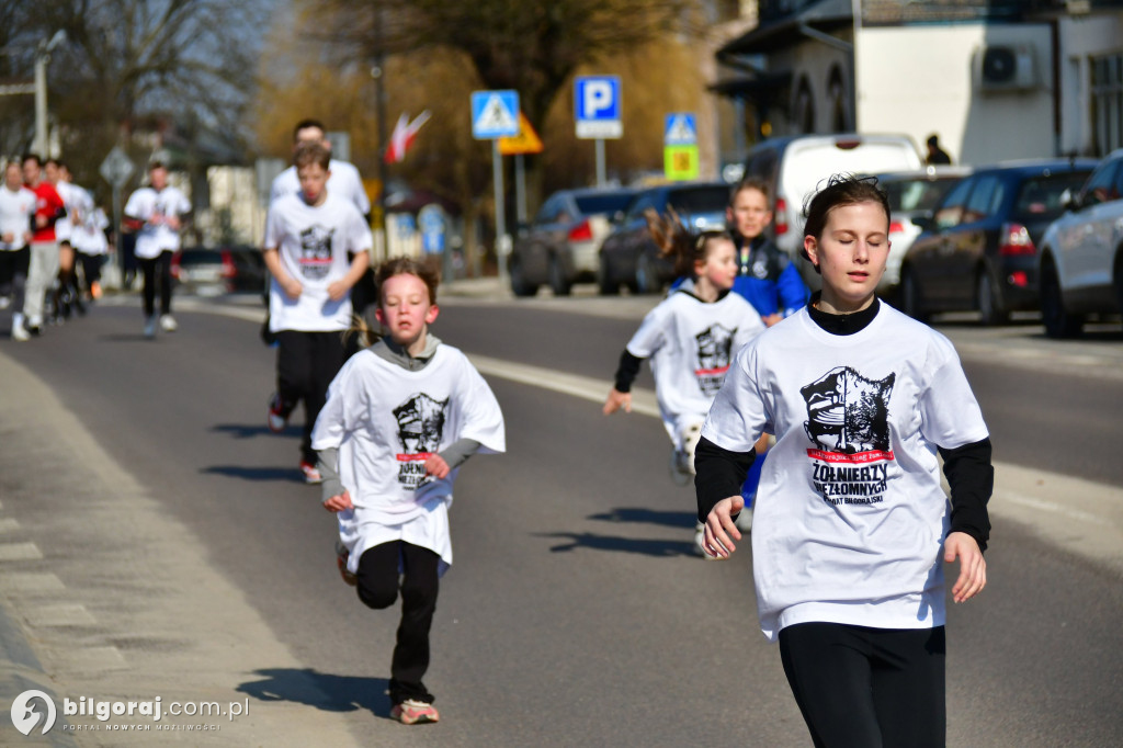 Prawda, która wygrywa z zapomnieniem. Relacja z Biłgorajskiego Biegu Pamięci Żołnierzy Wyklętych