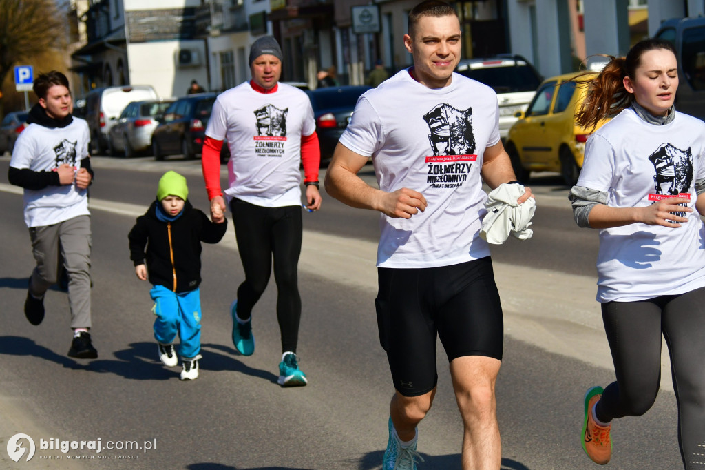 Prawda, która wygrywa z zapomnieniem. Relacja z Biłgorajskiego Biegu Pamięci Żołnierzy Wyklętych