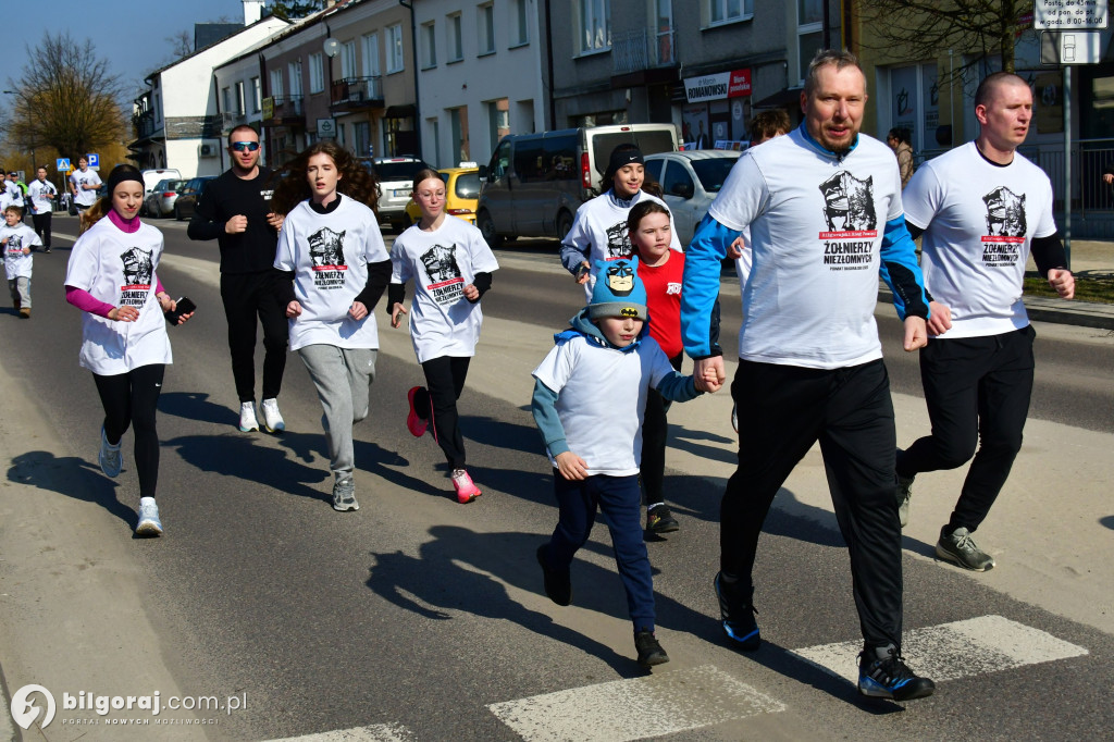 Prawda, która wygrywa z zapomnieniem. Relacja z Biłgorajskiego Biegu Pamięci Żołnierzy Wyklętych