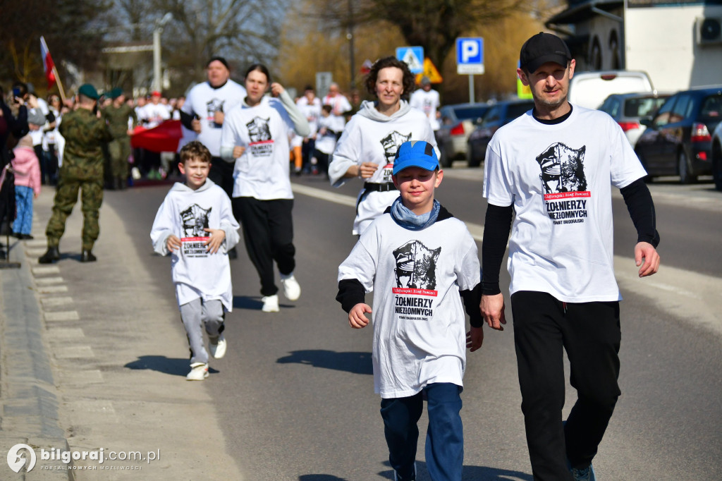 Prawda, która wygrywa z zapomnieniem. Relacja z Biłgorajskiego Biegu Pamięci Żołnierzy Wyklętych