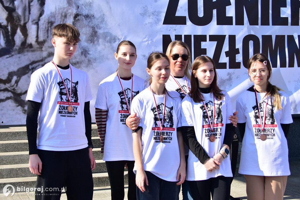 Prawda, która wygrywa z zapomnieniem. Relacja z Biłgorajskiego Biegu Pamięci Żołnierzy Wyklętych