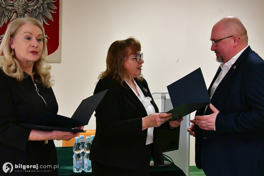 Nowa kadencja Powiatowej Rady Rynku Pracy. Wicestarosta wręczyła powołania