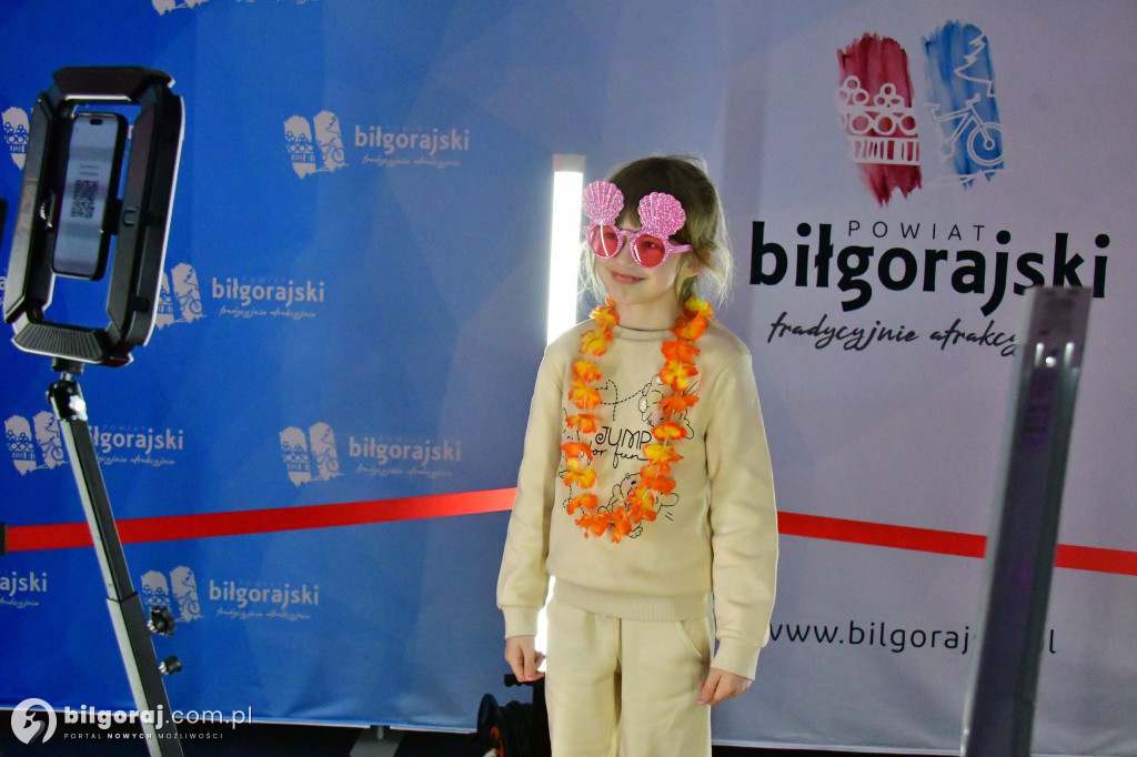 Ponad tysiąc kobiet w biłgorajskiej „Budowlance”. Tak świętował Powiat