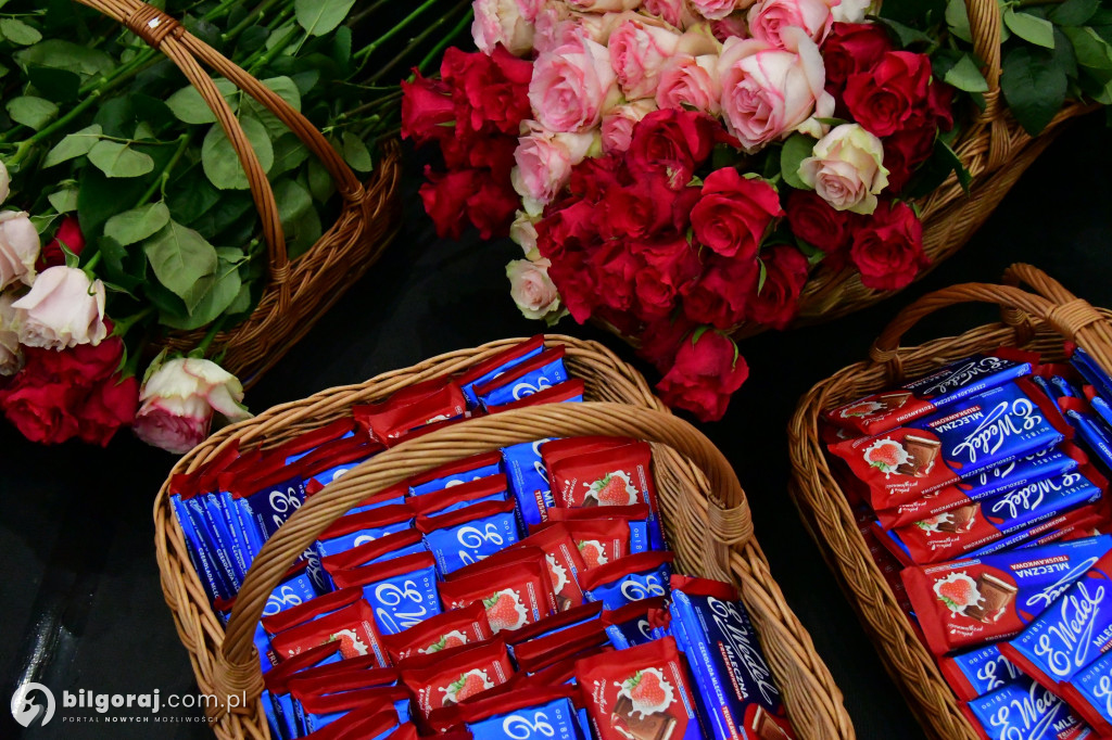 Ponad tysiąc kobiet w biłgorajskiej „Budowlance”. Tak świętował Powiat