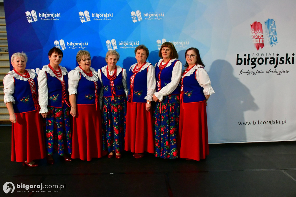 Ponad tysiąc kobiet w biłgorajskiej „Budowlance”. Tak świętował Powiat