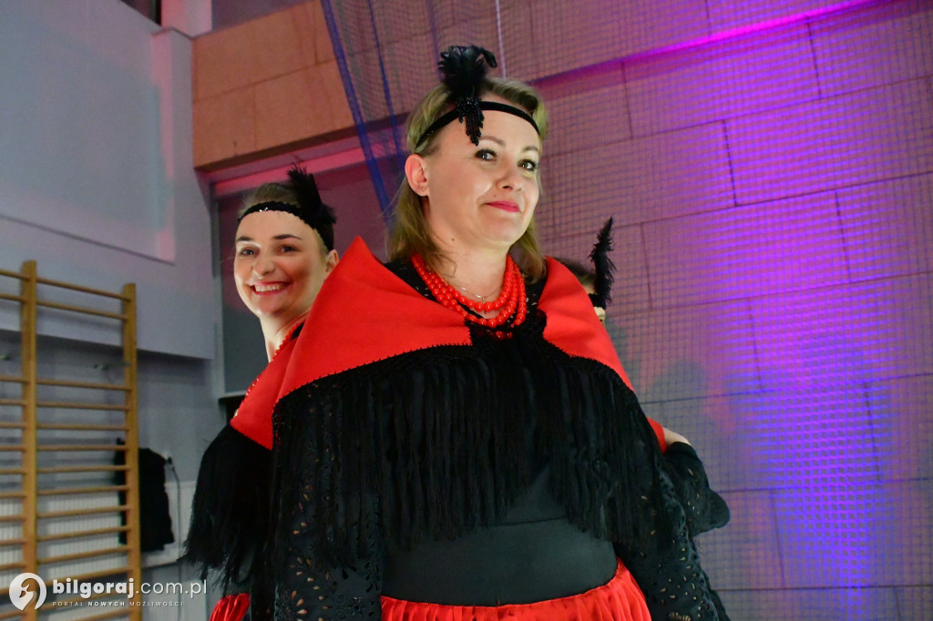 Ponad tysiąc kobiet w biłgorajskiej „Budowlance”. Tak świętował Powiat