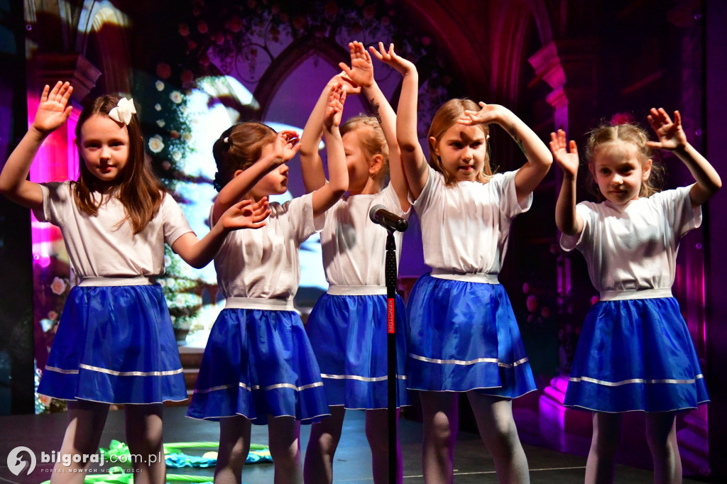 Ponad tysiąc kobiet w biłgorajskiej „Budowlance”. Tak świętował Powiat