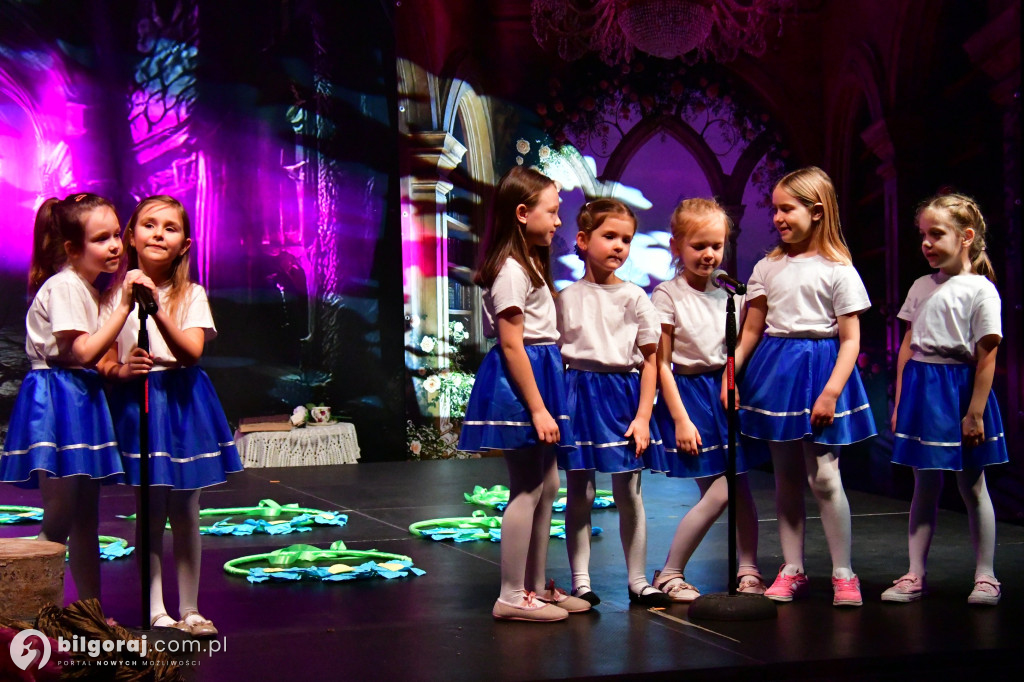 Ponad tysiąc kobiet w biłgorajskiej „Budowlance”. Tak świętował Powiat