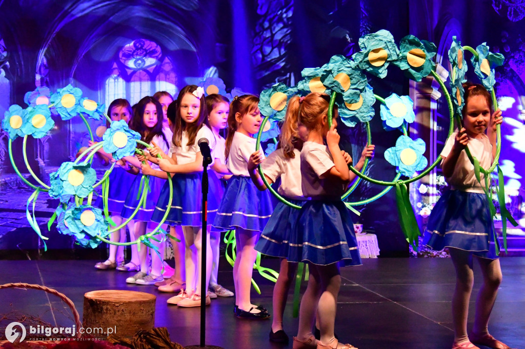 Ponad tysiąc kobiet w biłgorajskiej „Budowlance”. Tak świętował Powiat