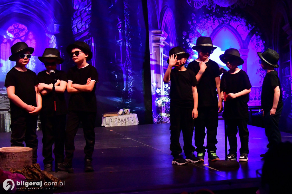 Ponad tysiąc kobiet w biłgorajskiej „Budowlance”. Tak świętował Powiat