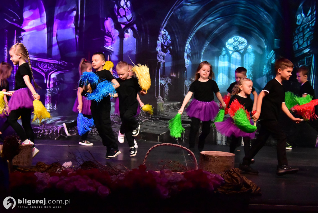 Ponad tysiąc kobiet w biłgorajskiej „Budowlance”. Tak świętował Powiat