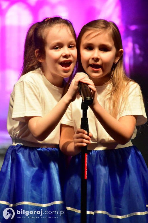Ponad tysiąc kobiet w biłgorajskiej „Budowlance”. Tak świętował Powiat