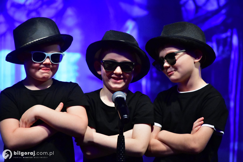 Ponad tysiąc kobiet w biłgorajskiej „Budowlance”. Tak świętował Powiat