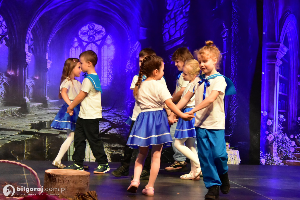 Ponad tysiąc kobiet w biłgorajskiej „Budowlance”. Tak świętował Powiat