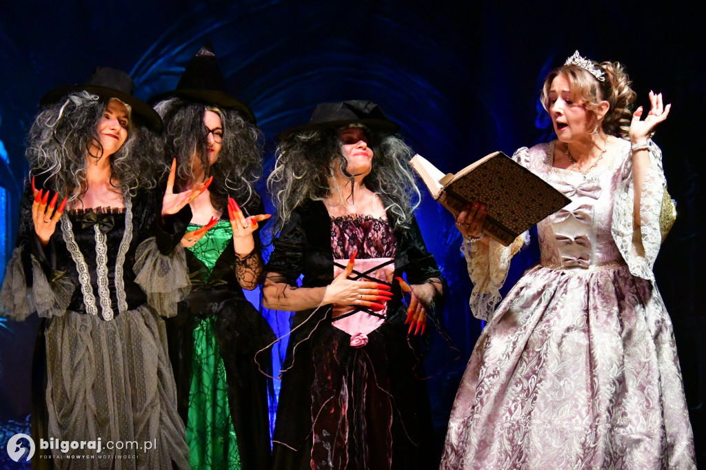 Ponad tysiąc kobiet w biłgorajskiej „Budowlance”. Tak świętował Powiat