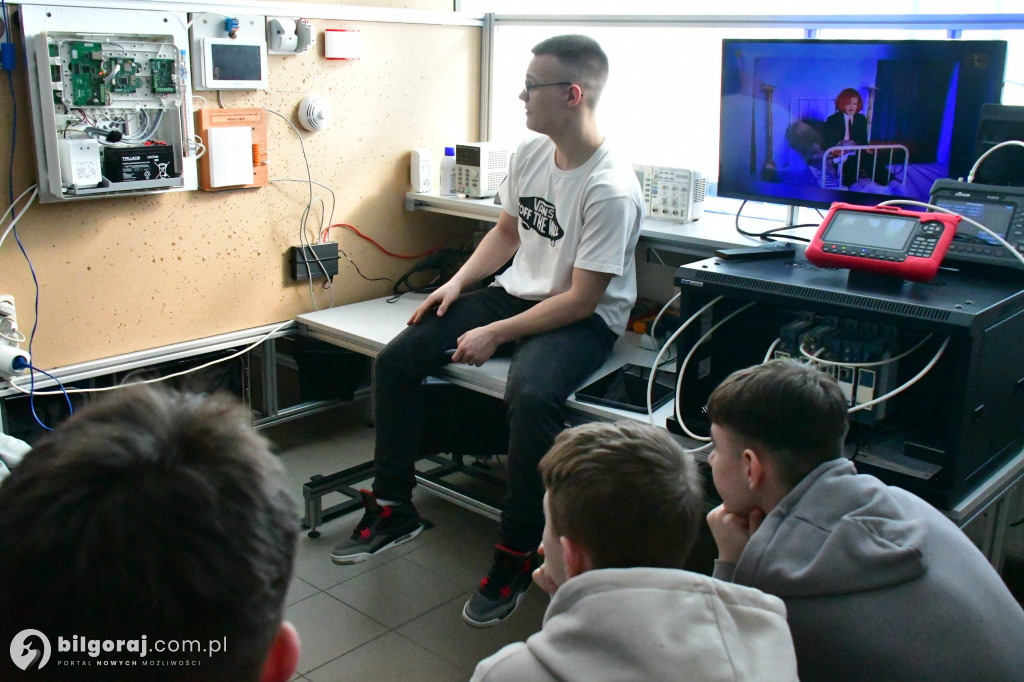 PGE, warsztaty i starsi koledzy. Tak RCEZ w Biłgoraju przyciąga przyszłych fachowców