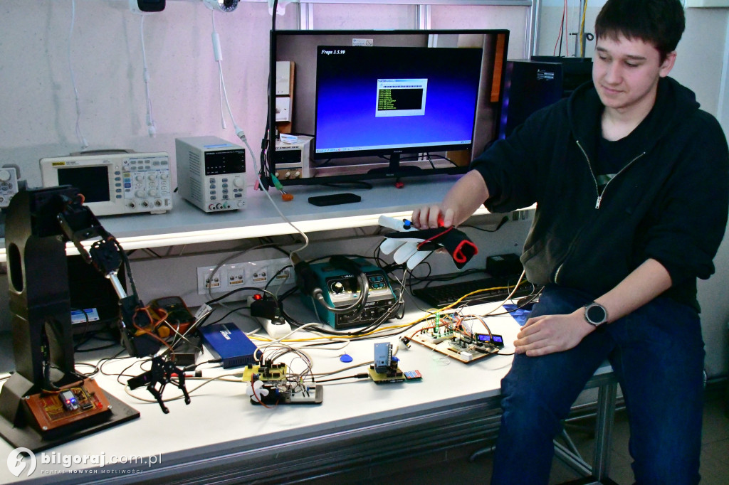 PGE, warsztaty i starsi koledzy. Tak RCEZ w Biłgoraju przyciąga przyszłych fachowców