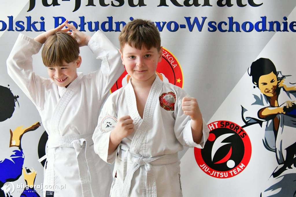 Młodzi wojownicy na macie w Potoku Górnym. Relacja z Ligi Ju-Jitsu Karate