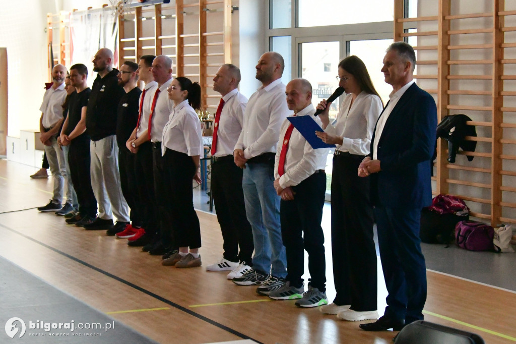 Młodzi wojownicy na macie w Potoku Górnym. Relacja z Ligi Ju-Jitsu Karate