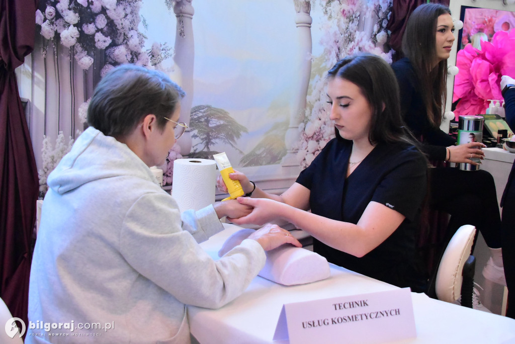 Zdrowie, uroda i siła asertywności. Wyjątkowy Dzień Kobiet w biłgorajskim „Medyku”