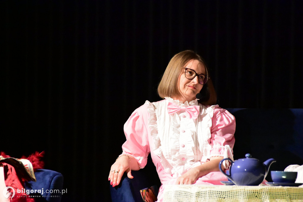 Teatr, kwiaty i wielkie serca. Gminny Dzień Kobiet w Tereszpolu