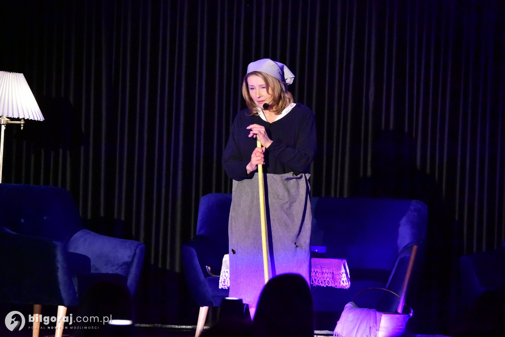 Teatr, kwiaty i wielkie serca. Gminny Dzień Kobiet w Tereszpolu