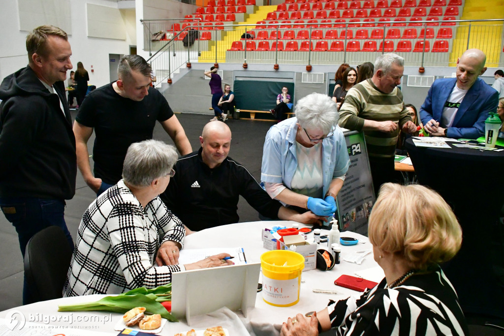 Sportowa energia i kobieca siła. Tak biłgorajanki świętowały w OSiR