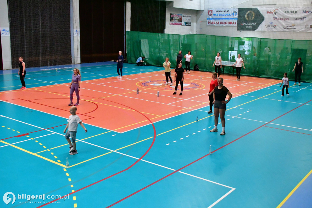 Sportowa energia i kobieca siła. Tak biłgorajanki świętowały w OSiR