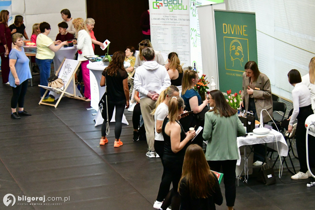 Sportowa energia i kobieca siła. Tak biłgorajanki świętowały w OSiR