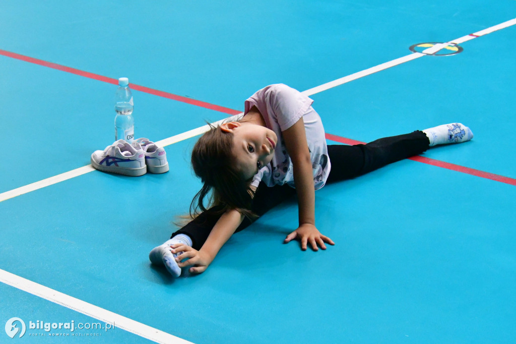 Sportowa energia i kobieca siła. Tak biłgorajanki świętowały w OSiR