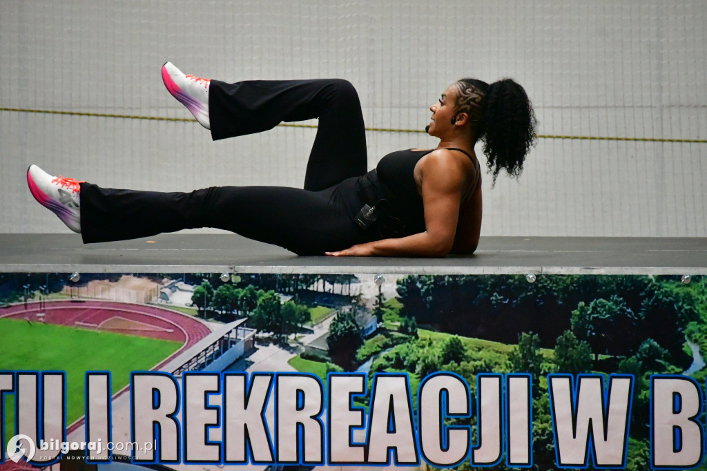 Sportowa energia i kobieca siła. Tak biłgorajanki świętowały w OSiR