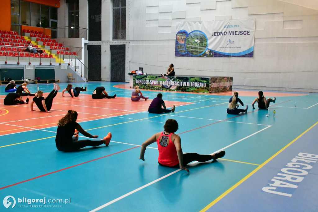 Sportowa energia i kobieca siła. Tak biłgorajanki świętowały w OSiR