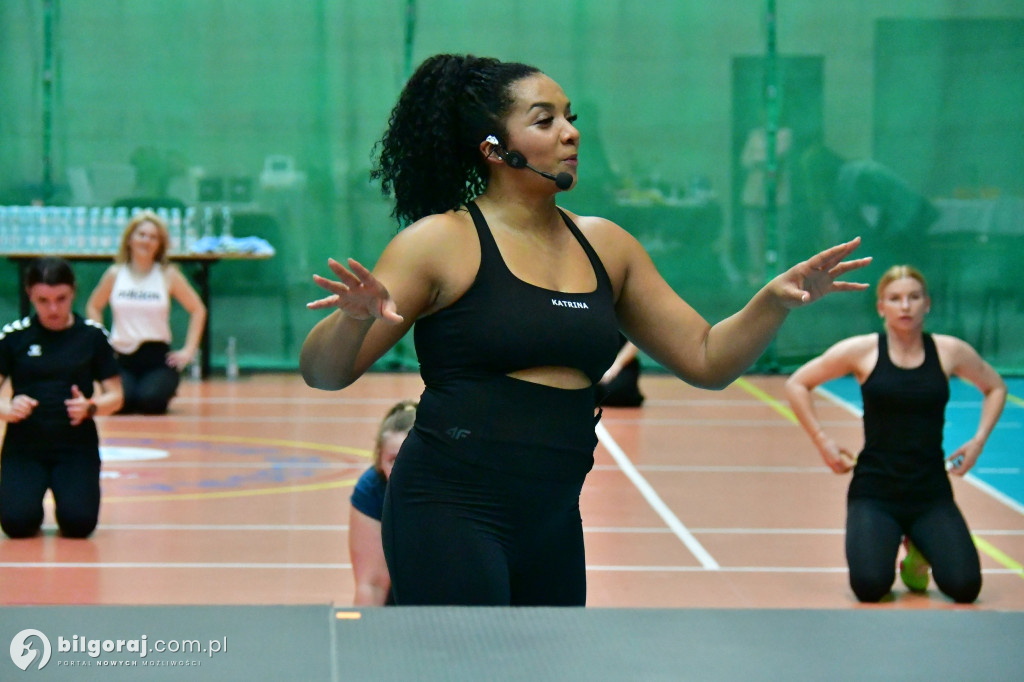 Sportowa energia i kobieca siła. Tak biłgorajanki świętowały w OSiR