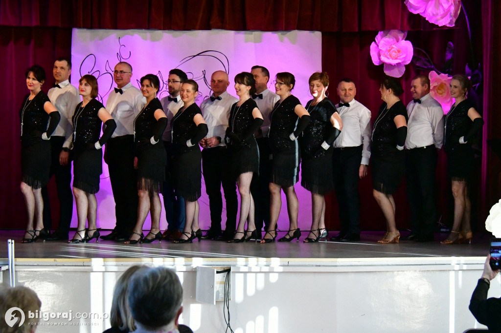 Retro rytmy i taneczna pasja: Dzień Kobiet we Frampolu pełen niespodzianek