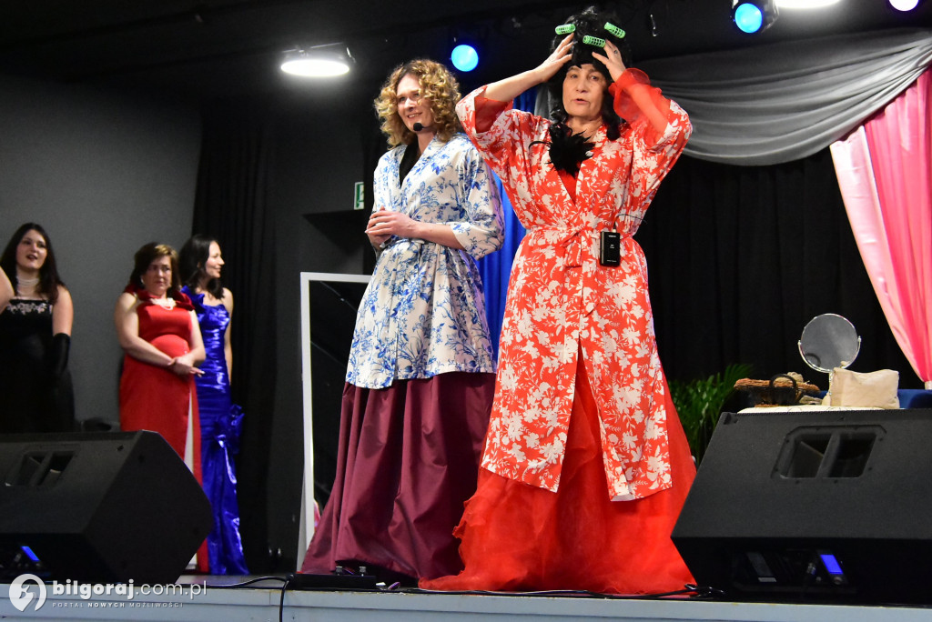 Biszcza w ukłonie dla Pań. Wyjątkowe świętowanie w GOSiR