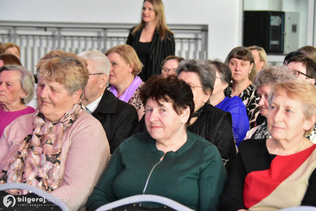 Wielka premiera w Potoku Górnym. Gminny Dzień Kobiet w nowej hali