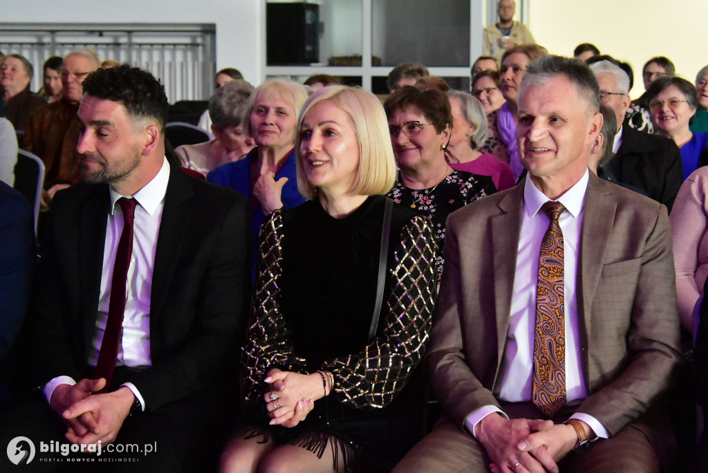 Wielka premiera w Potoku Górnym. Gminny Dzień Kobiet w nowej hali